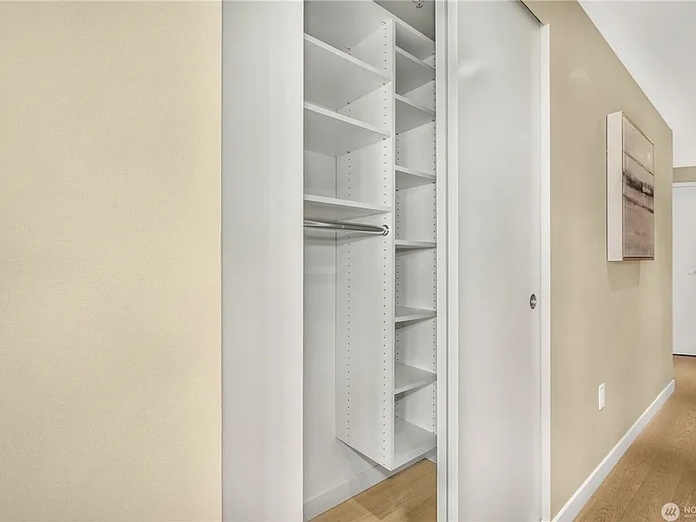 590 1st Ave S #512 — Photo 23
