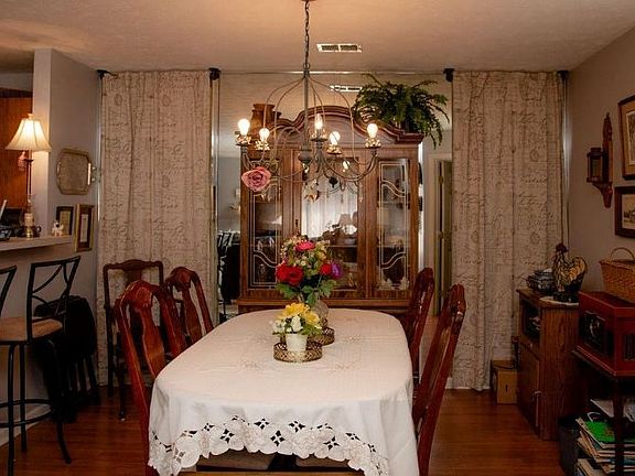 5th image of 6518 Jade Stream Ct APT 103