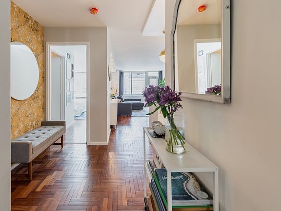4th image of 2373 Broadway APT 630