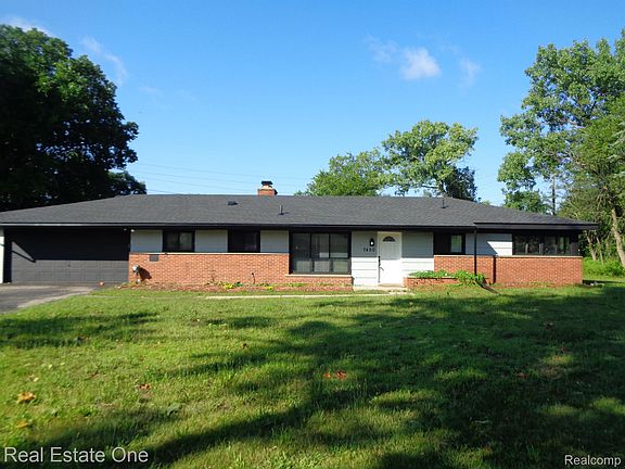 3rd image of 7450 Cornwall Ct