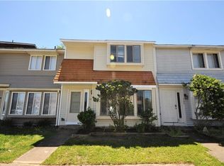 723 Waters Dr, Virginia Beach, VA 23462