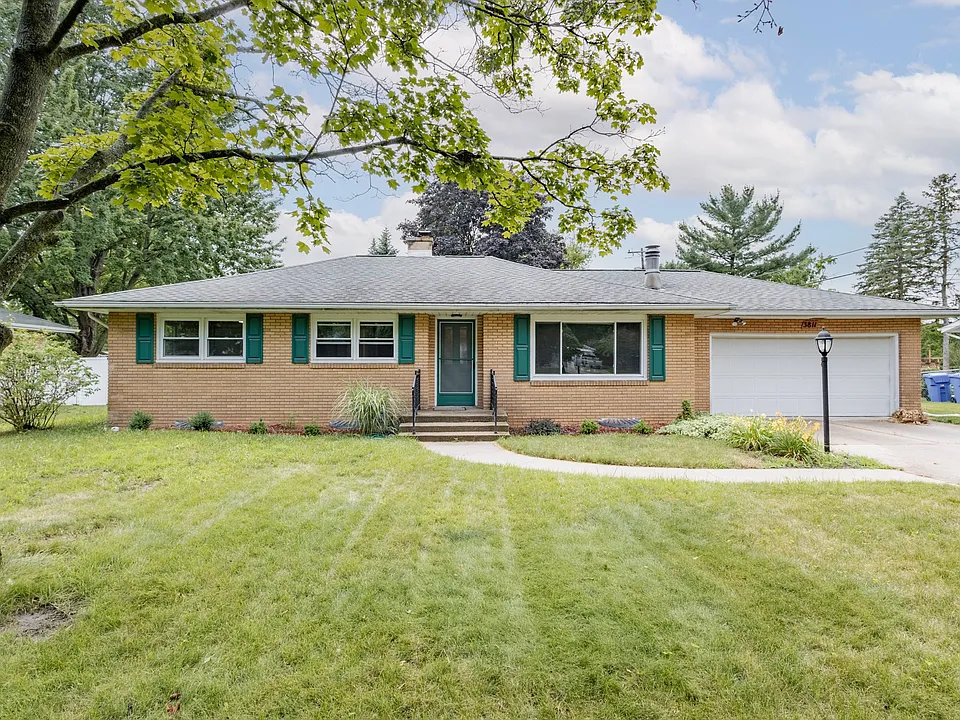 3811 Sharon Rd