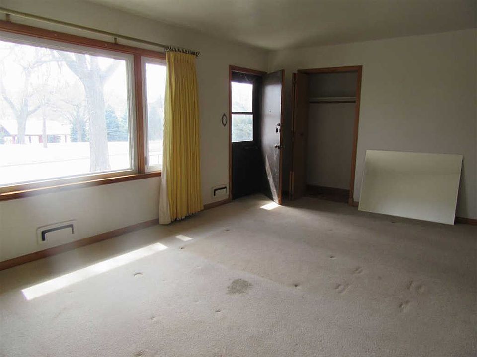 1st image of 1015 31st St