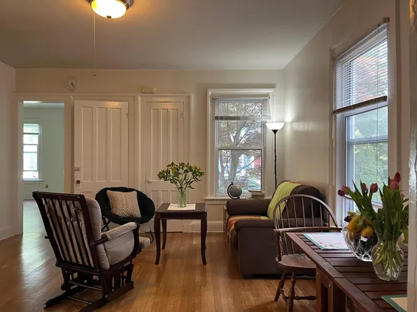 34 Edwards St APT 1, New Haven, CT 06511