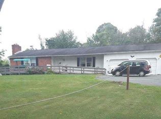 1423 Schoolhouse Rd, Perkasie, PA 18944