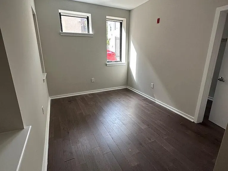 938 New Market St #103 — Photo 8