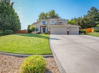 4406 S Irby Loop, Kennewick, WA 99337