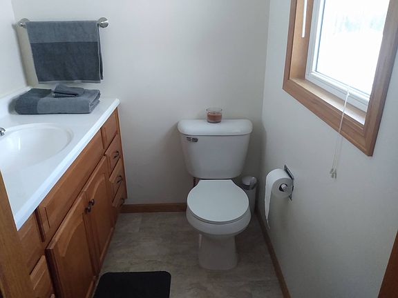 4th image of 3260 Bluff Dr #3264