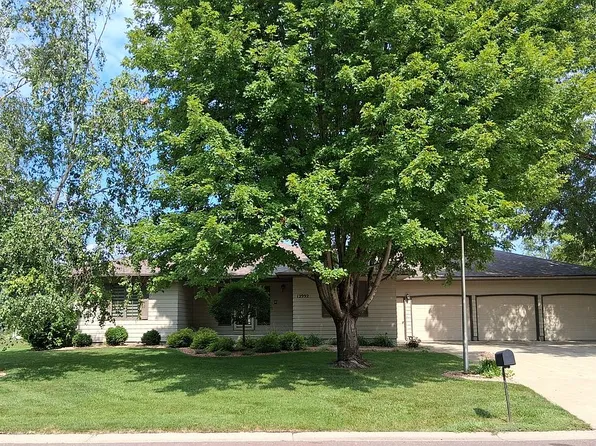 12992 Idlewood Dr, Prairiewood Village, SD 57401