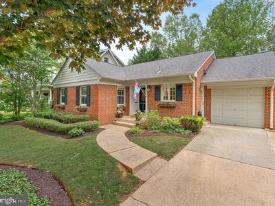 8707 Ridge Rd, Bethesda, MD, 20817