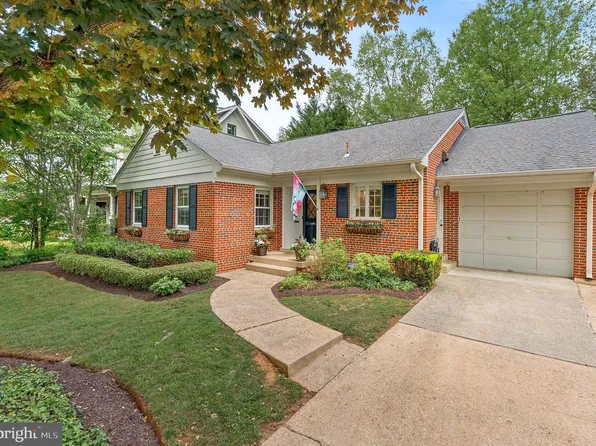 8707 Ridge Rd, Bethesda, MD 20817