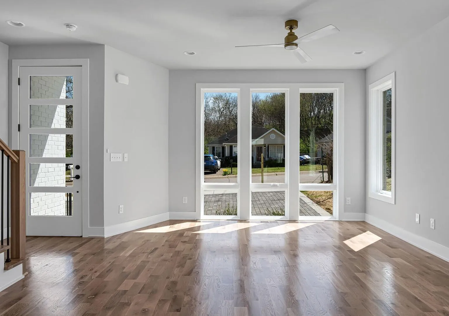 Stunning 4 Bedroom in Nashville — Photo 3