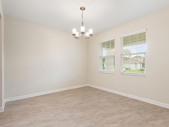 3rd image of 8843 Fallen Oak Dr