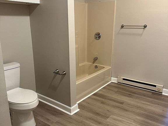 4th image of 95 Fairmont Ave #307