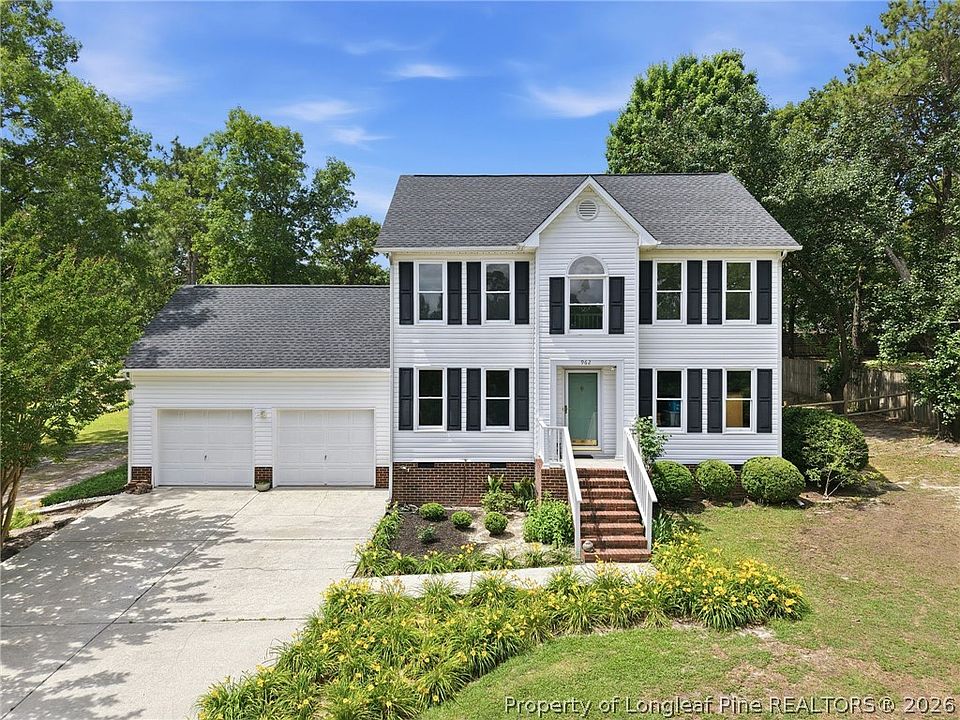 1st image of 962 Lakeridge Dr