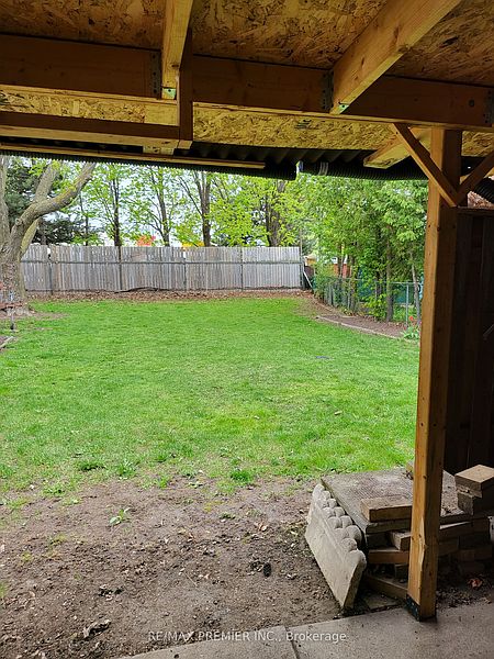 Toronto House for rent - 4 Bedrooms — photo 23