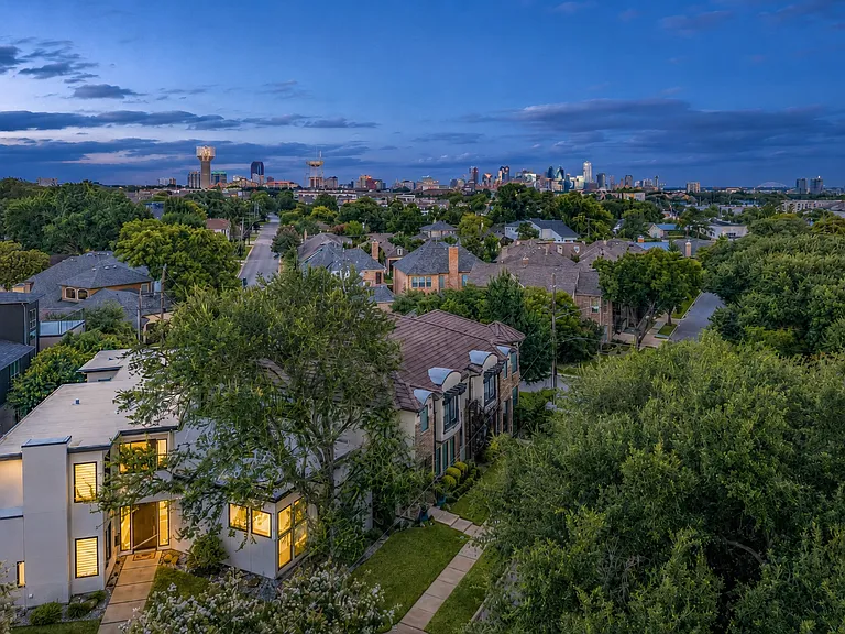 3700 W Beverly Dr — Photo 22
