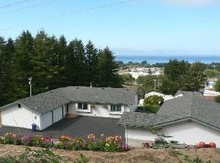 98297 E Benham Ln, Brookings, OR 97415