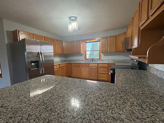 3rd image of 7432 Brooks Rd