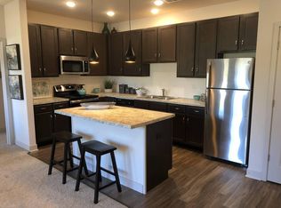 1407 Loveland Madeira Rd APT 10, Loveland, OH 45140