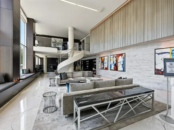 1000 Avenue At Port Imperial image 8 of 38