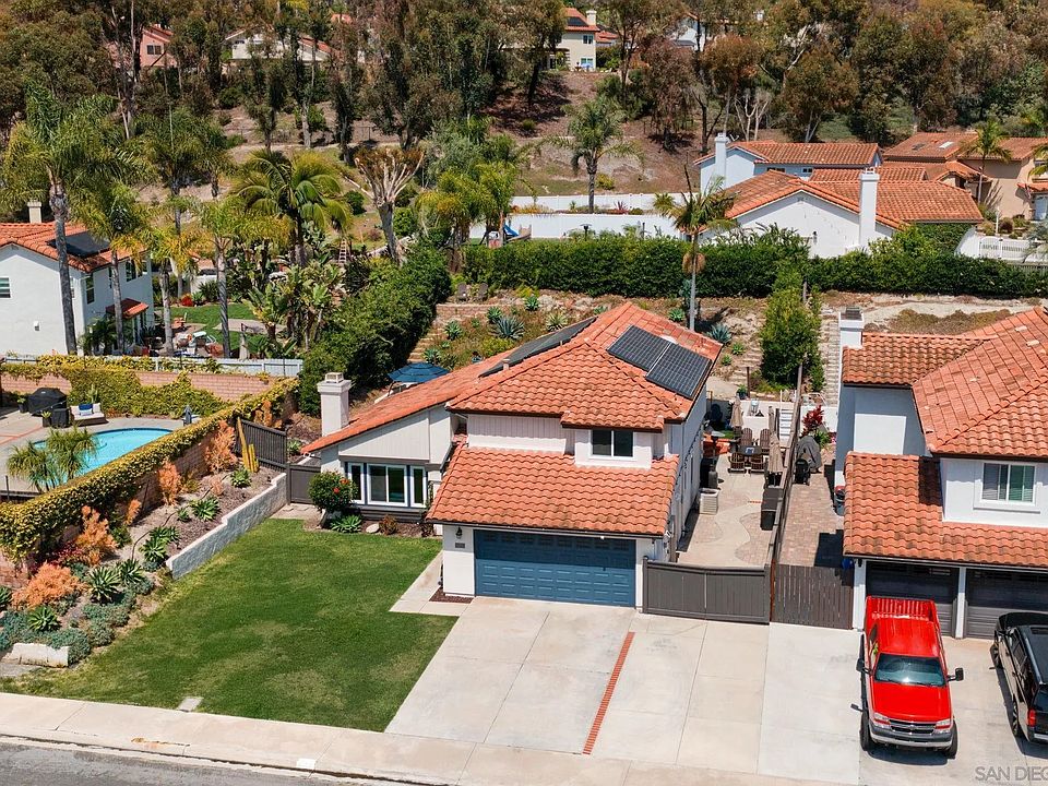 1st image of 4368 Yosemite St