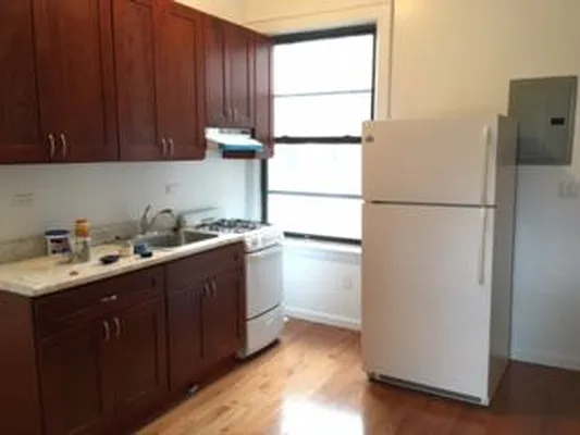 Rented by Astoria Park Realty Group Inc | media 1