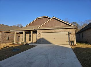 1806 Loebner Ln, Cullman, AL 35055