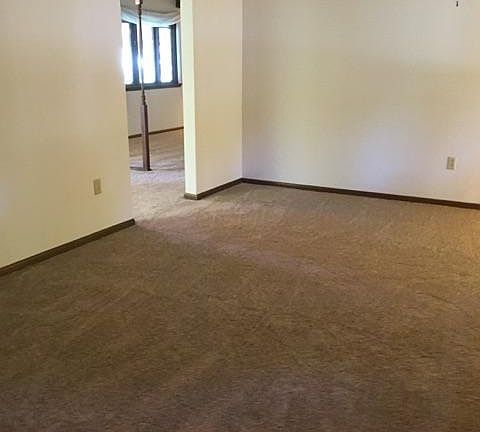 3rd image of 343 Worman Dr