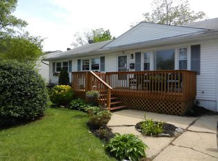 212 Arrowhead Park Dr, Brick, NJ 08724