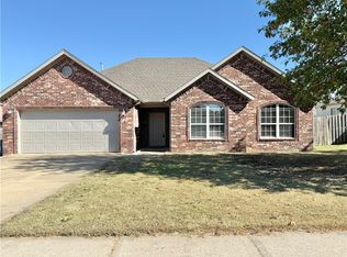 801 SW Summitchase Rd, Bentonville, AR 72712