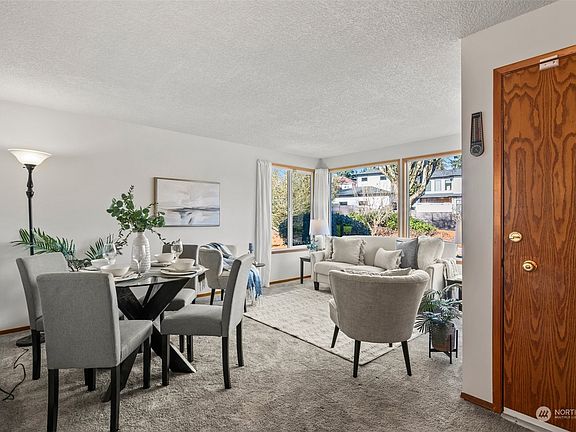 4th image of 5671 S 318th Street