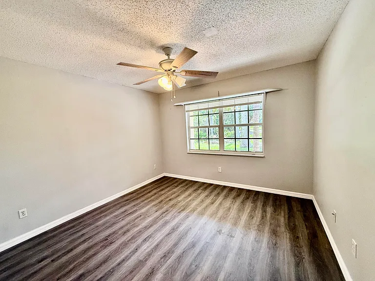 5707 Silver Oak Dr — Photo 26