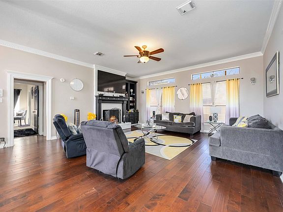 3rd image of 19811 Pine Wind Dr