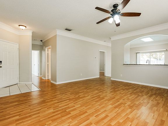 4th image of 11534 Wellman Dr
