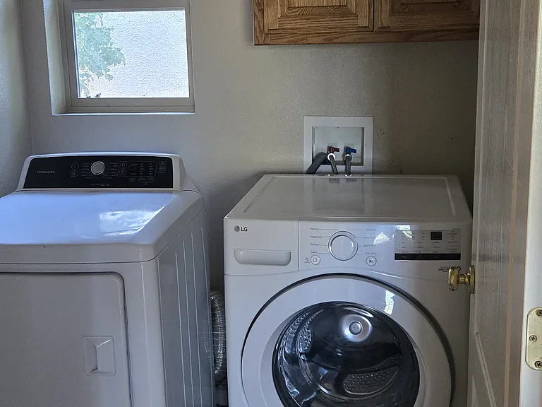 3209 Claudine Ct — Photo 10