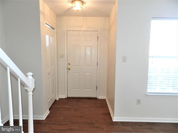 3rd image of 11173 Elwyn Ct