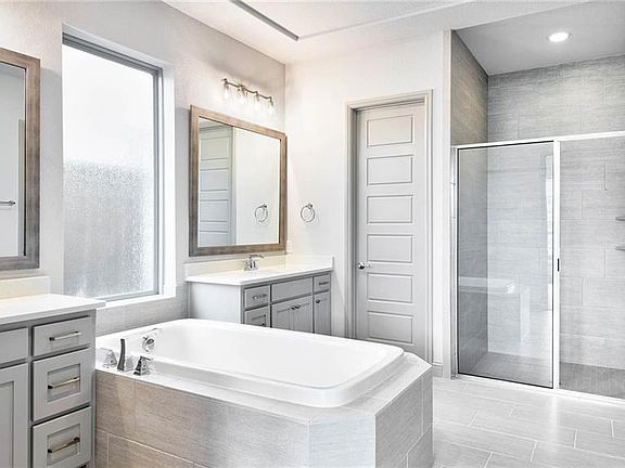 5th image of 4457 Tall Knight Ln