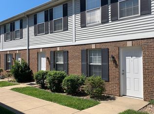302 E 1st St APT 5, Waterloo, IL 62298