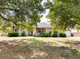 3744 W Maplewood St, Springfield, MO 65807