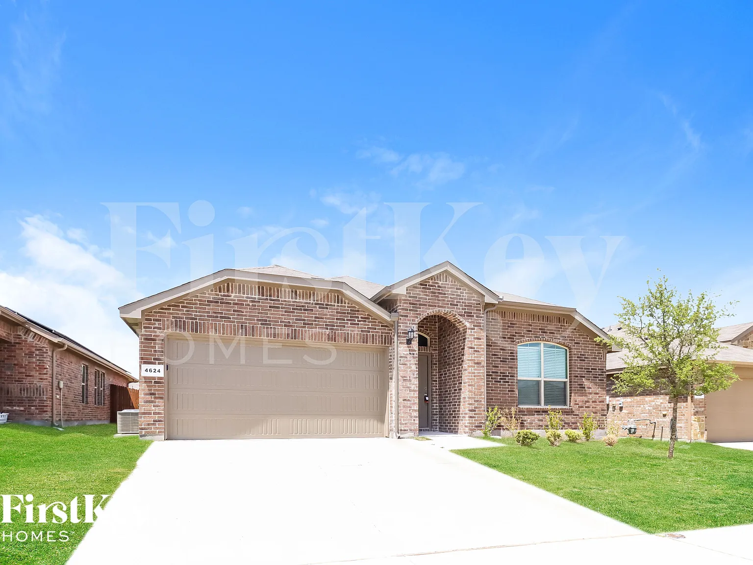 4 bed, 2.0 bath, 1620 sqft, $2,145 — Photo 2