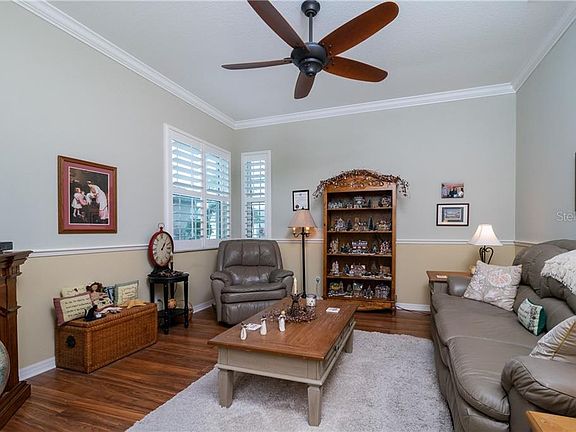 5th image of 11017 Barnsley Dr