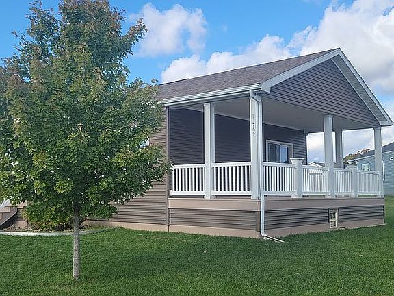 2nd image of 11765 Townsquare Blvd