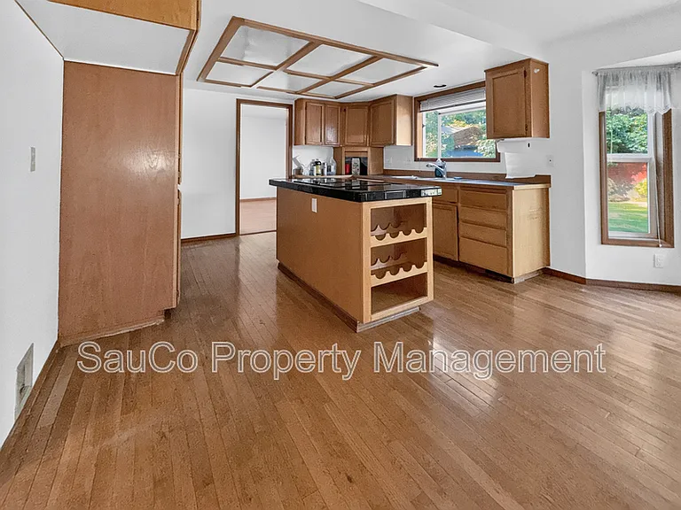 1587 NE 57th Ave — Photo 14