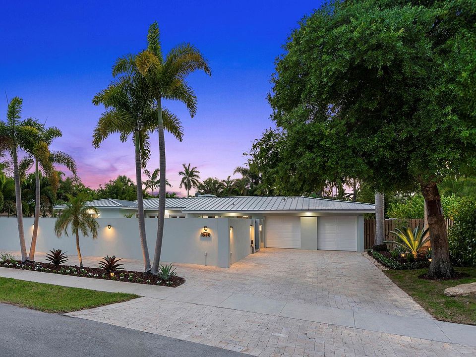 1st image of 2449 Bayview Drive