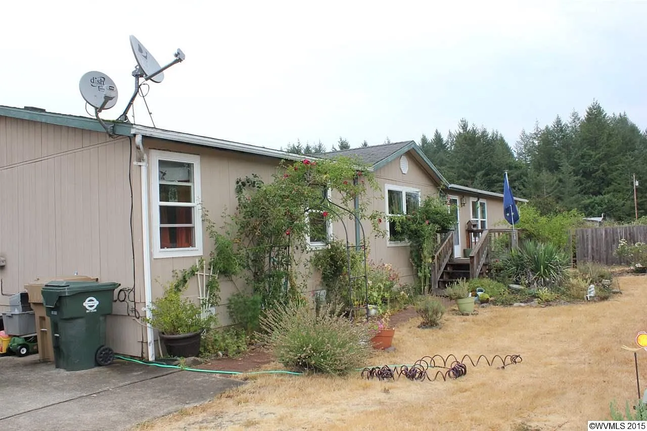 3630 Green River Rd photo 1
