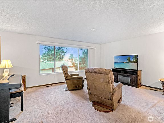 4th image of 6743 La Bello Drive