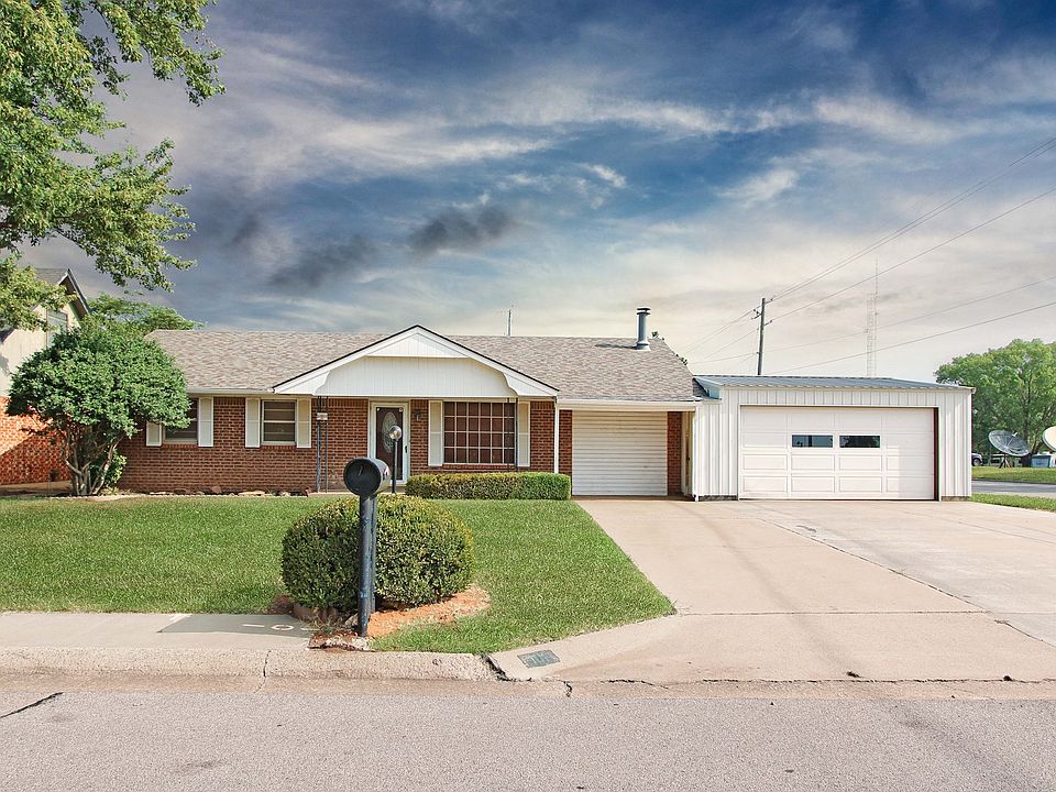 1st image of 101 Mitchell Dr
