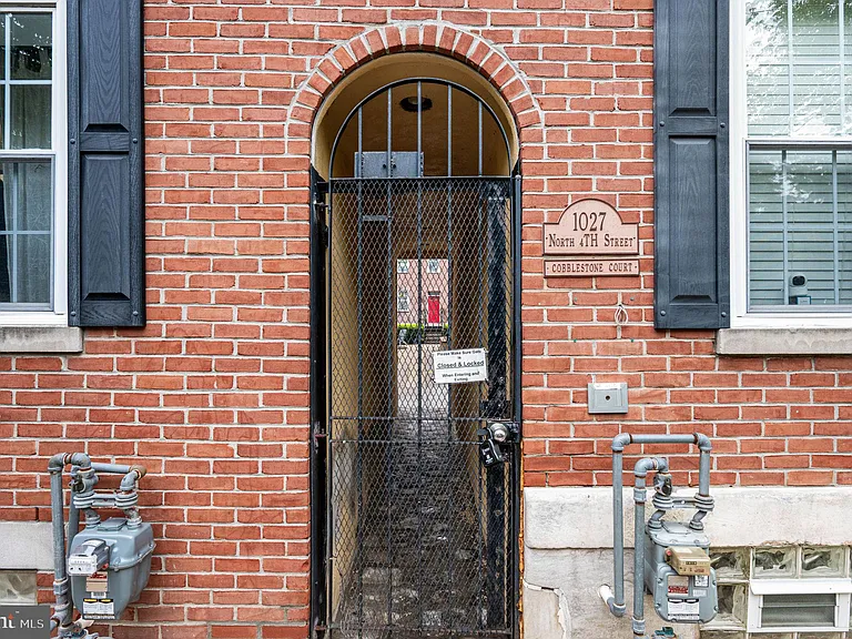 1027 N 4th St #P — Photo 15