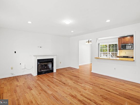 5th image of 141 Likens Way